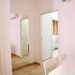 아파트 Mora Mora -