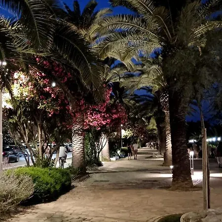 Mora Mora - サン・ベネデット・デル・トロント